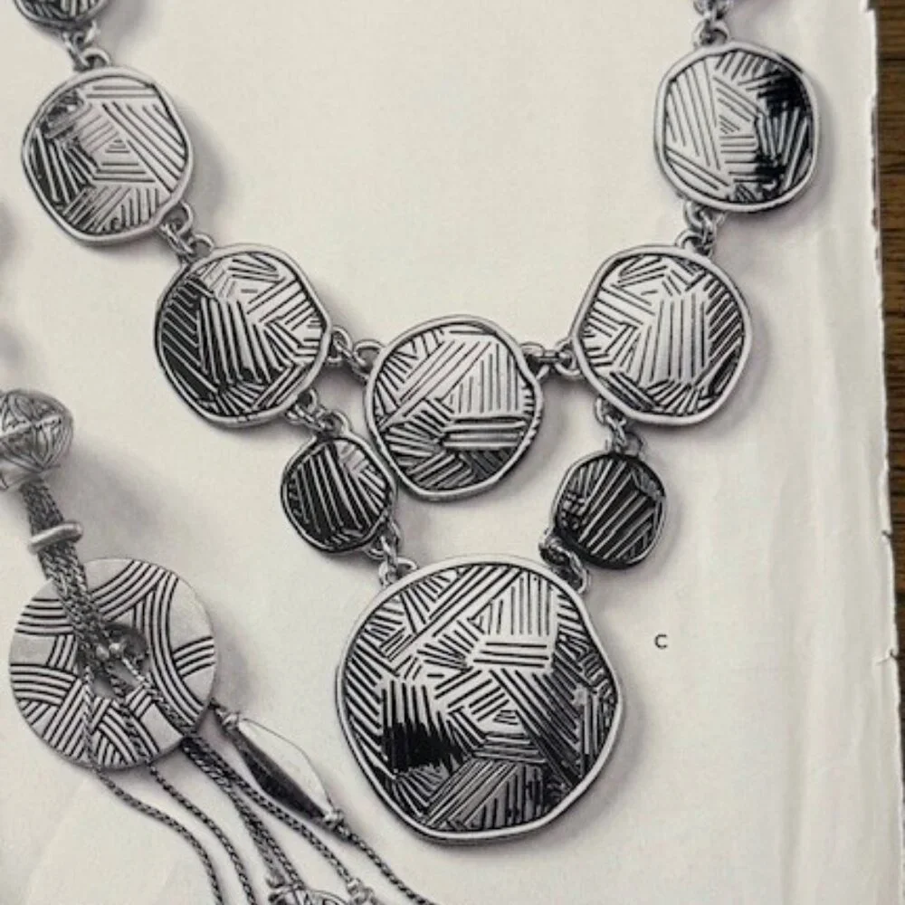 Lia Sophia :SOLACE" Necklace - Picture 5 of 6